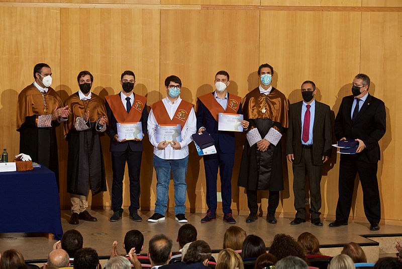 Som Digitals, el COIICV y el COITICV entregan reconocimientos a los mejores expedientes de la Universidad de Alicante 